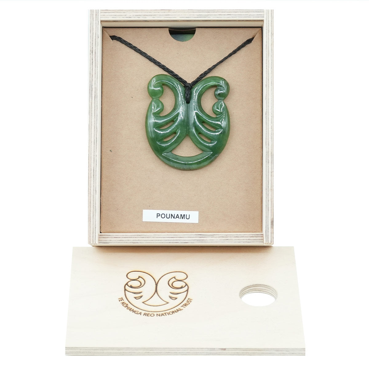 Taonga Pounamu – Sm36