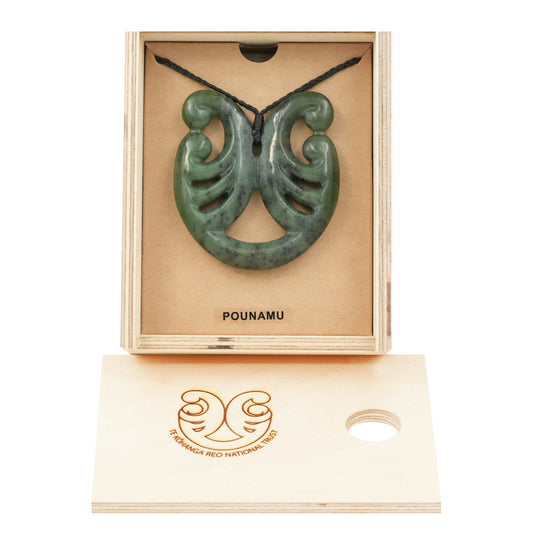 Taonga Pounamu – L130