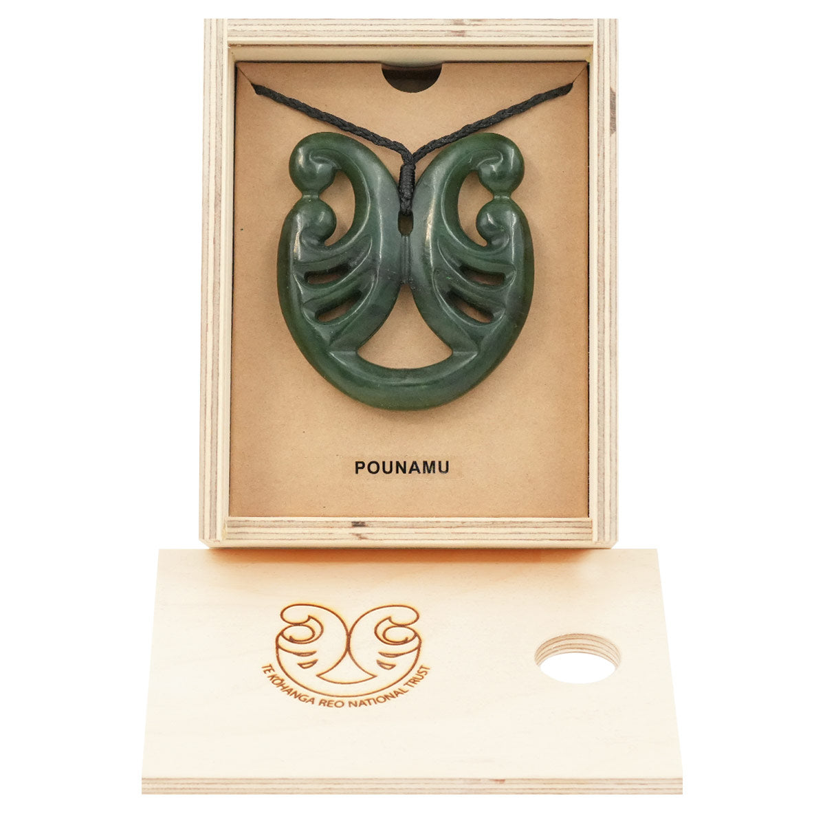 Taonga Pounamu – L132