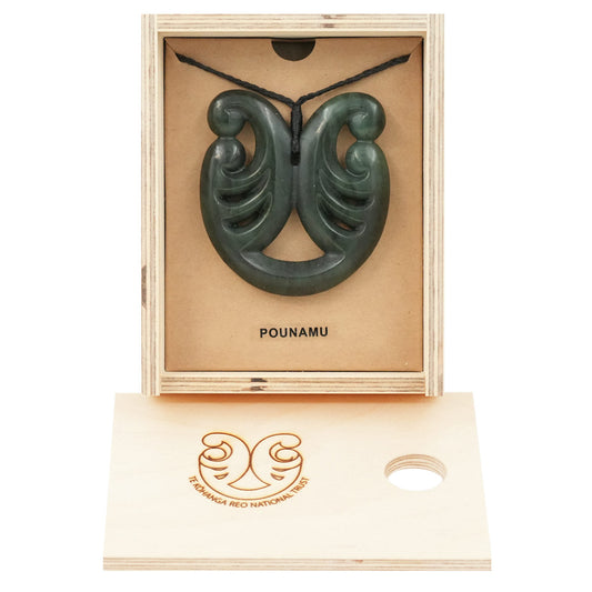 Taonga Pounamu – L134