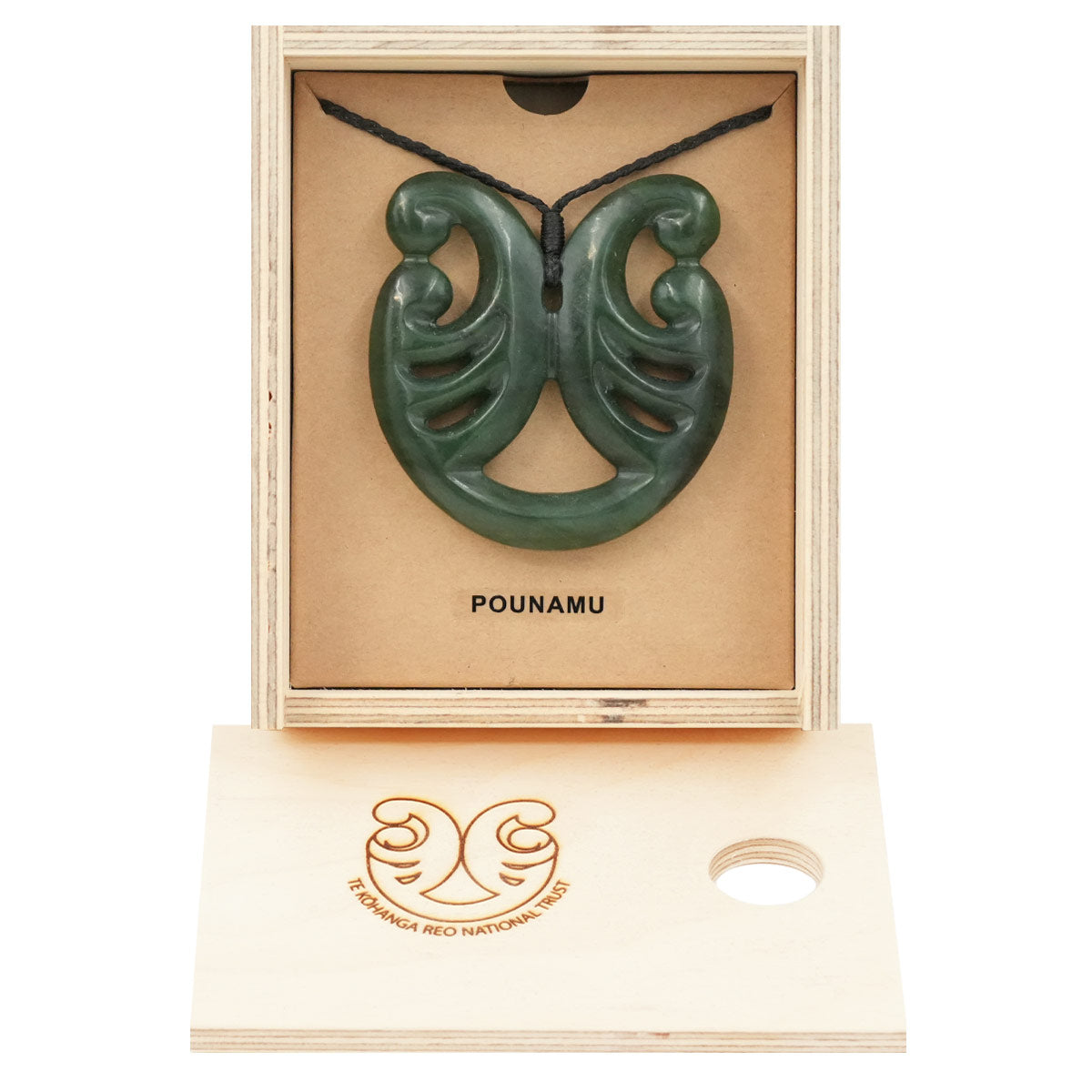 Taonga Pounamu – L135