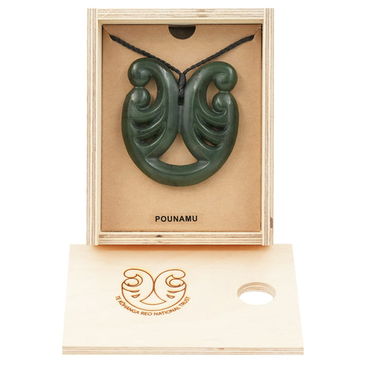 Taonga Pounamu – L149