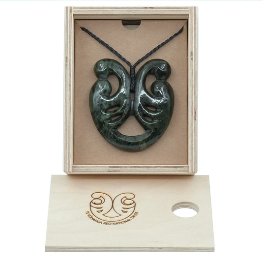 Taonga Pounamu – L24