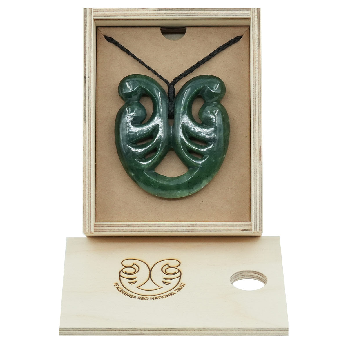 Taonga Pounamu – L59