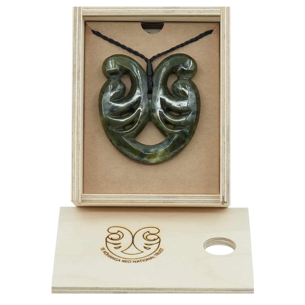 Taonga Pounamu – L64