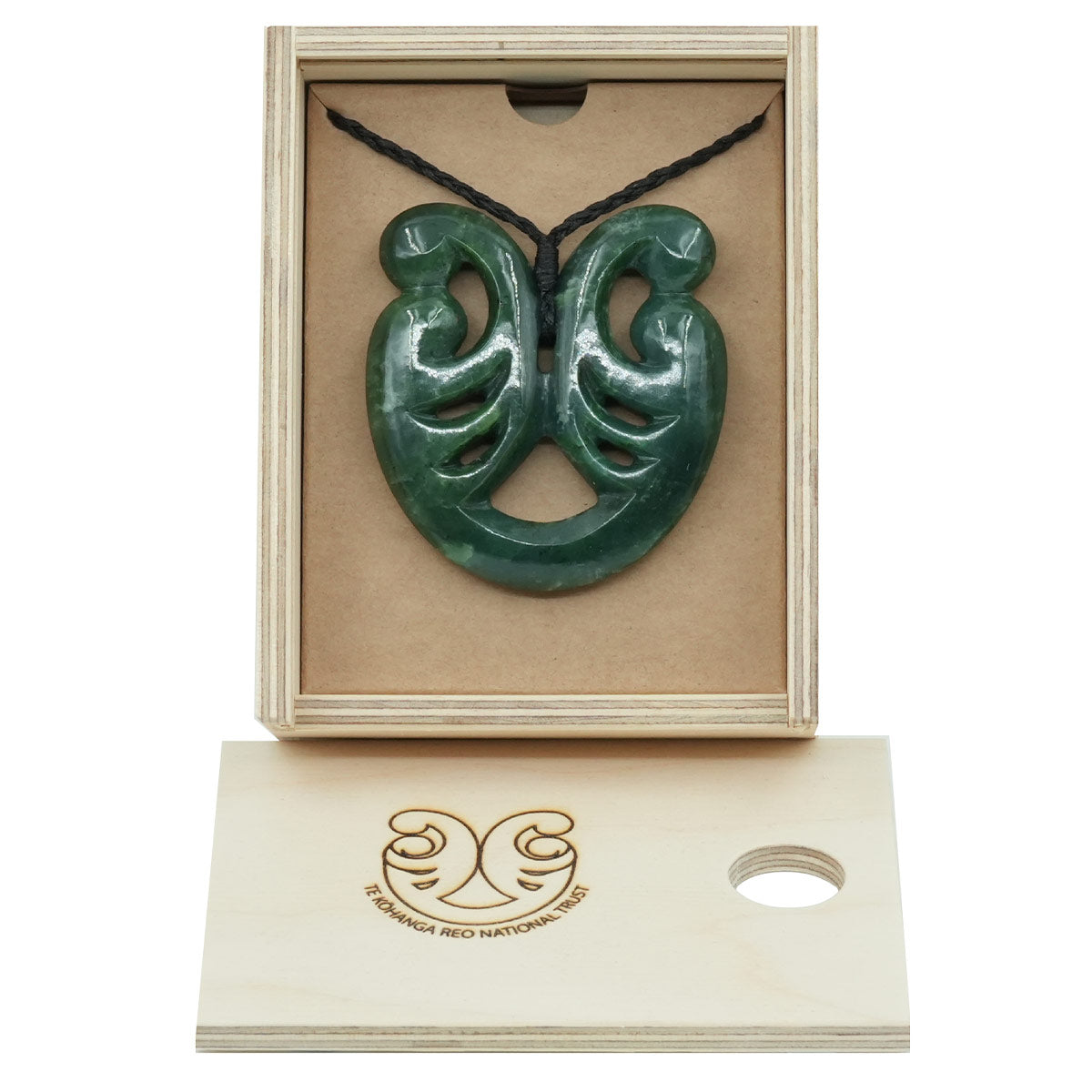 Taonga Pounamu – L65