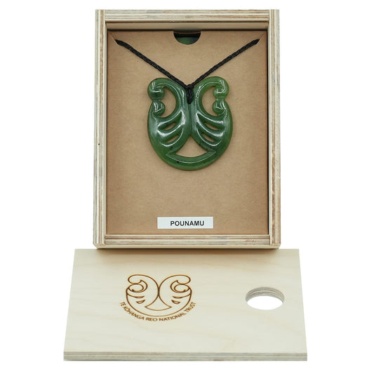 Taonga Pounamu – Sm14