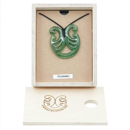 Taonga Pounamu – Sm34