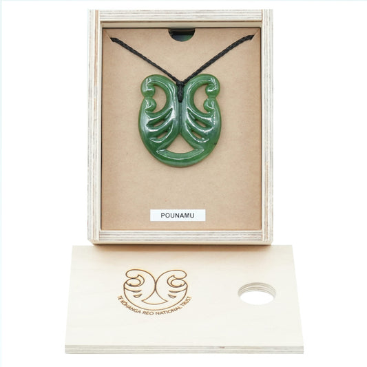 Taonga Pounamu – Sm38