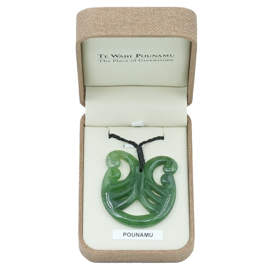 Taonga Pounamu – Sm49