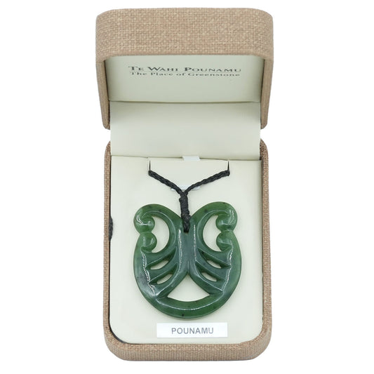 Taonga Pounamu – Sm68