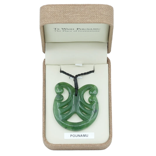 Taonga Pounamu – Sm79