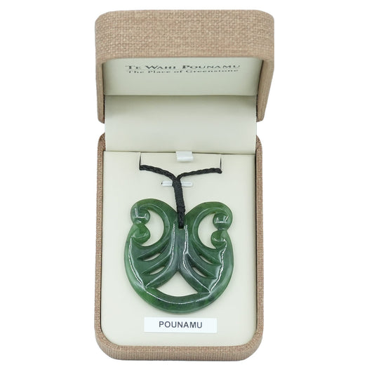 Taonga Pounamu – Sm83