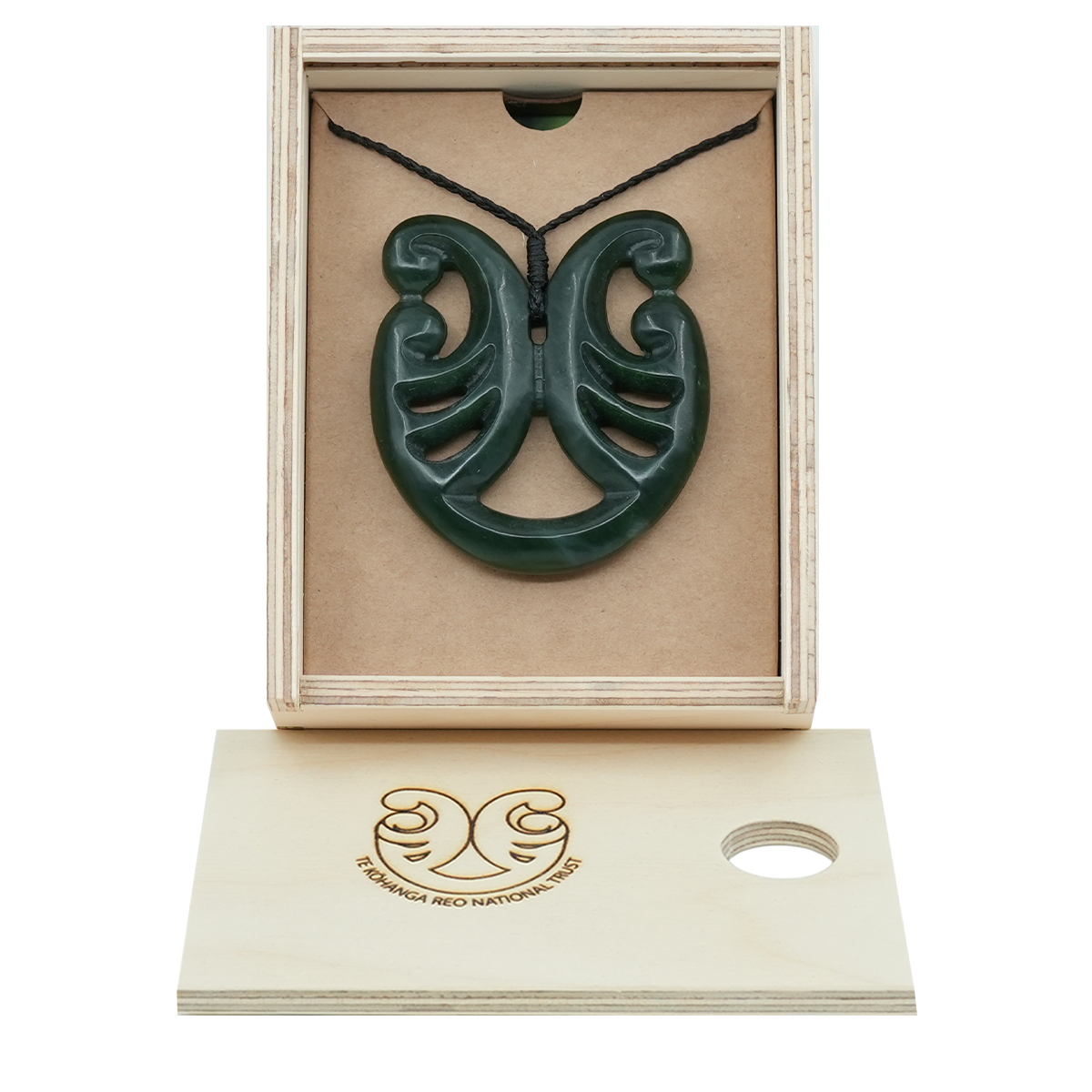 Taonga Pounamu – L157
