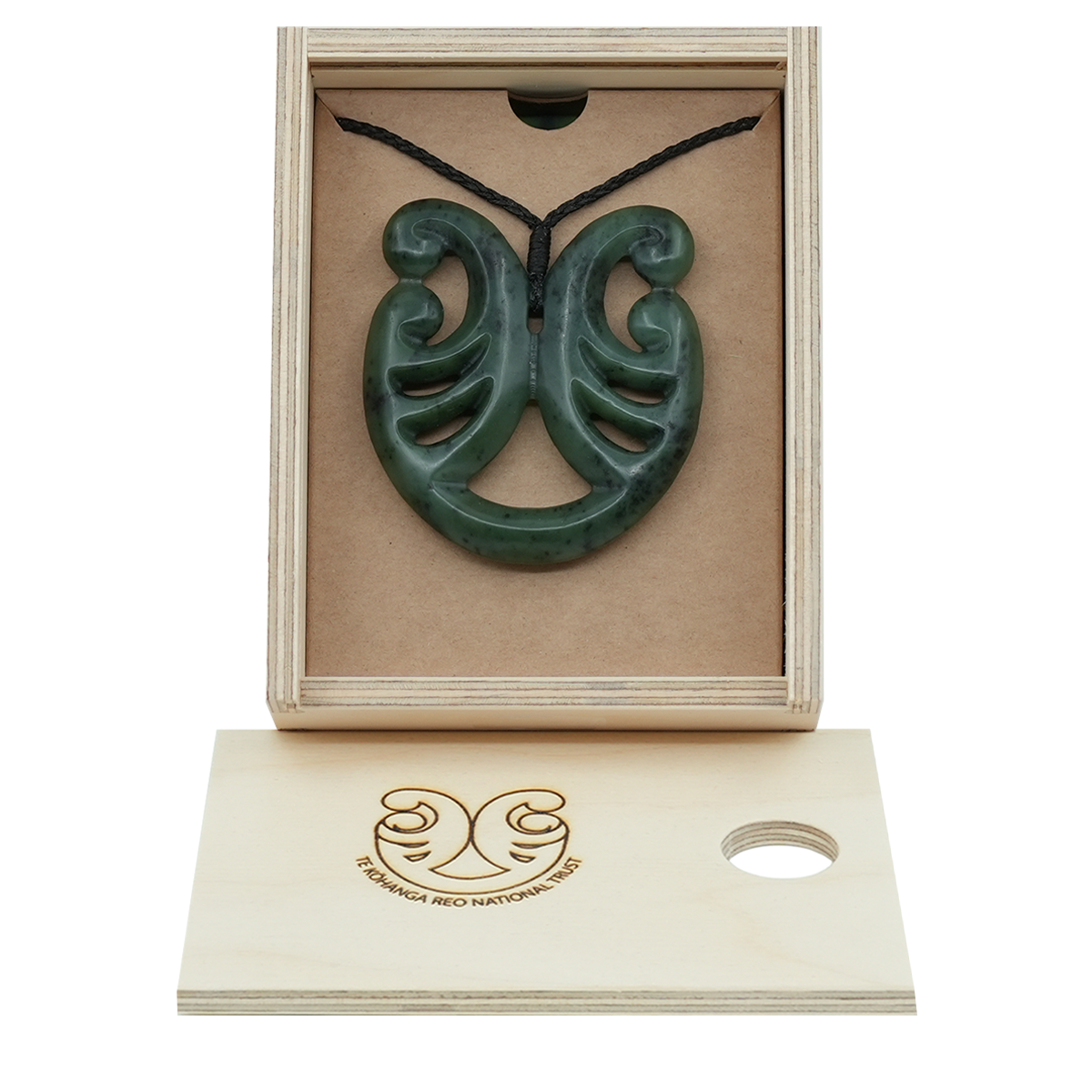 Taonga Pounamu – L159