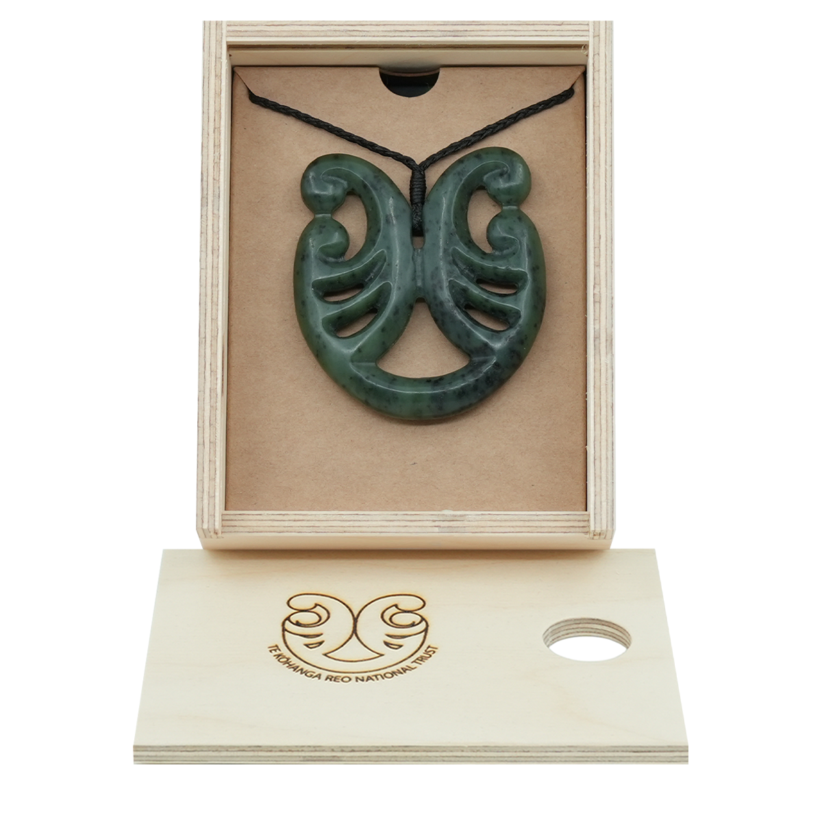 Taonga Pounamu – L180