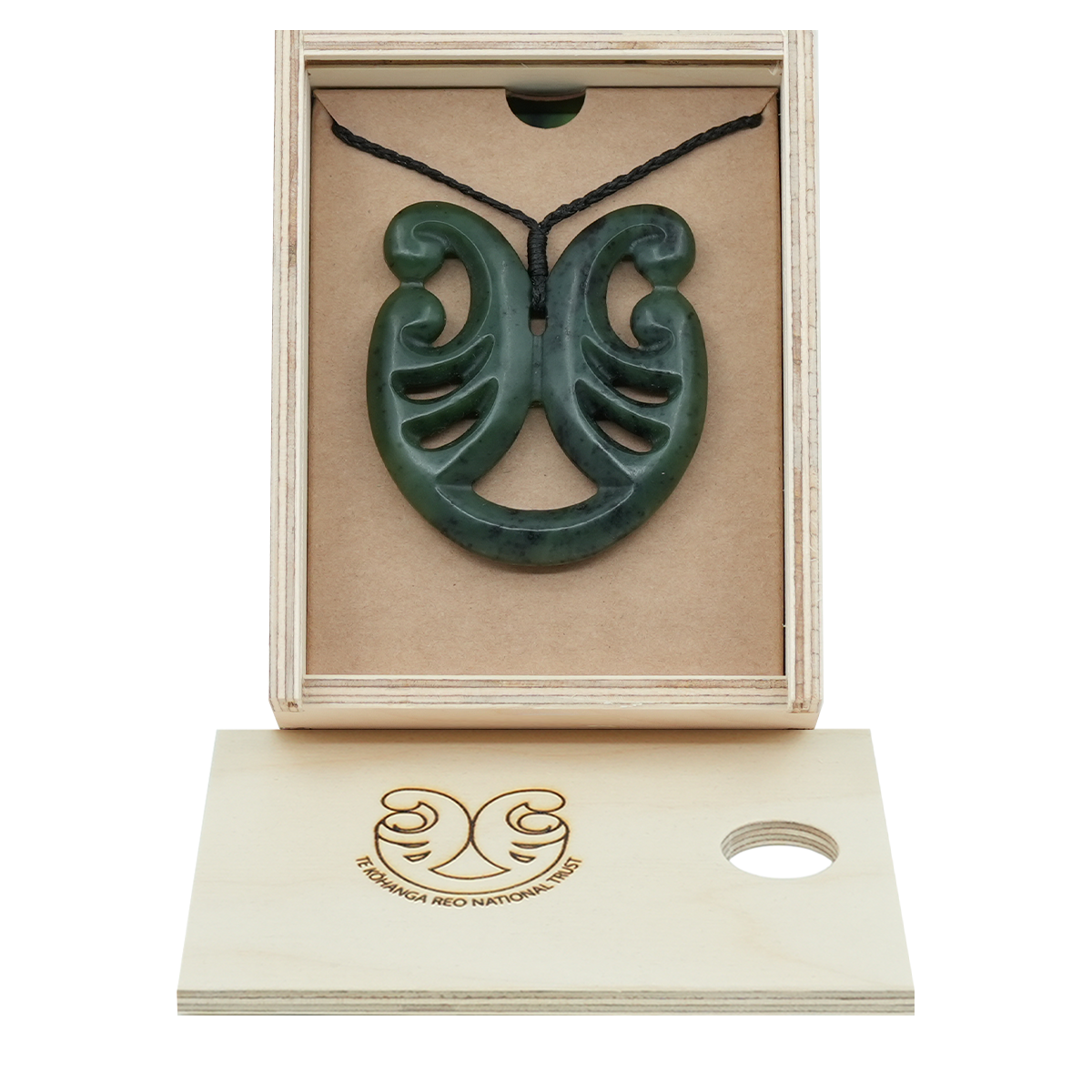 Taonga Pounamu – L184