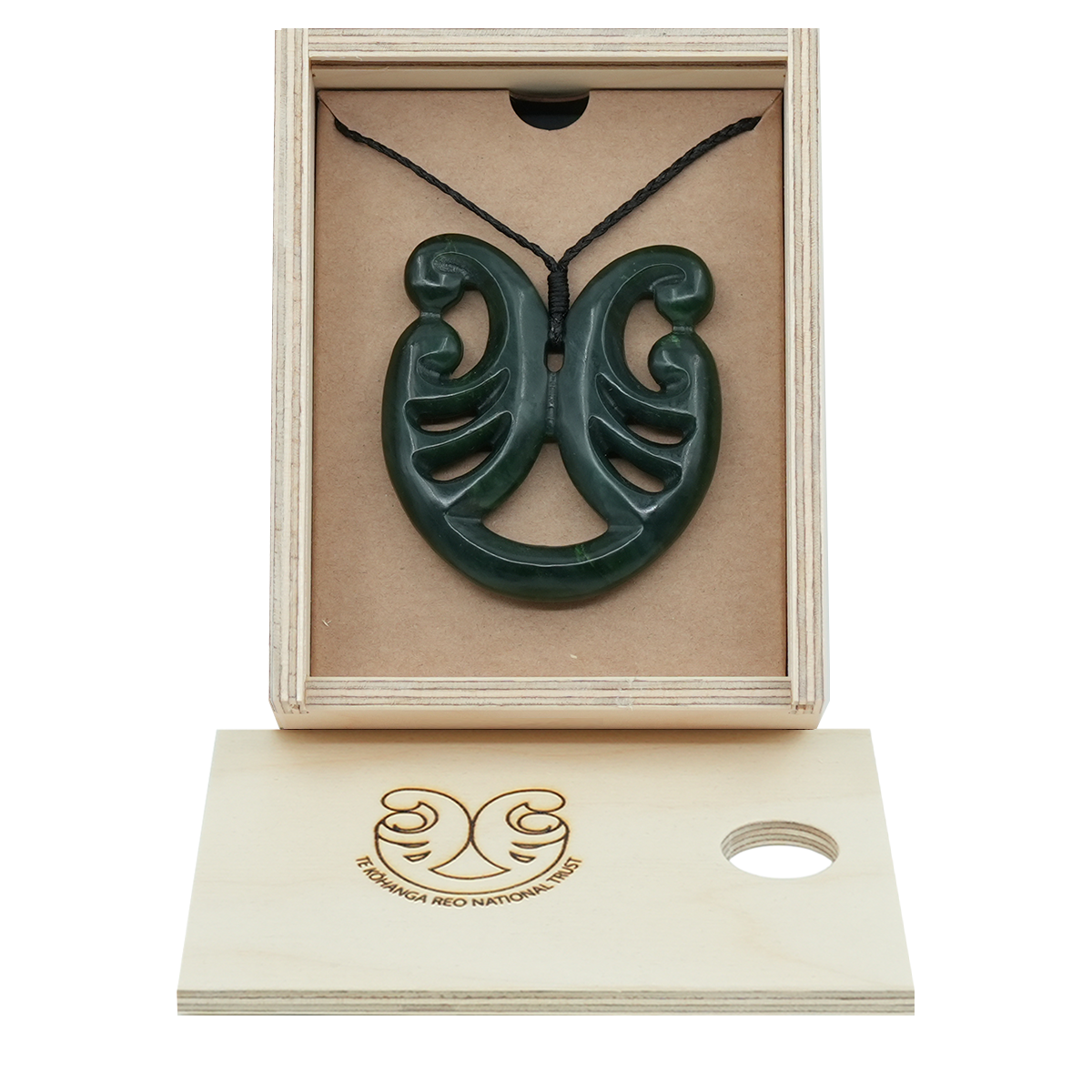Taonga Pounamu – L185