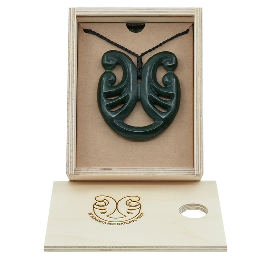Taonga Pounamu – L188